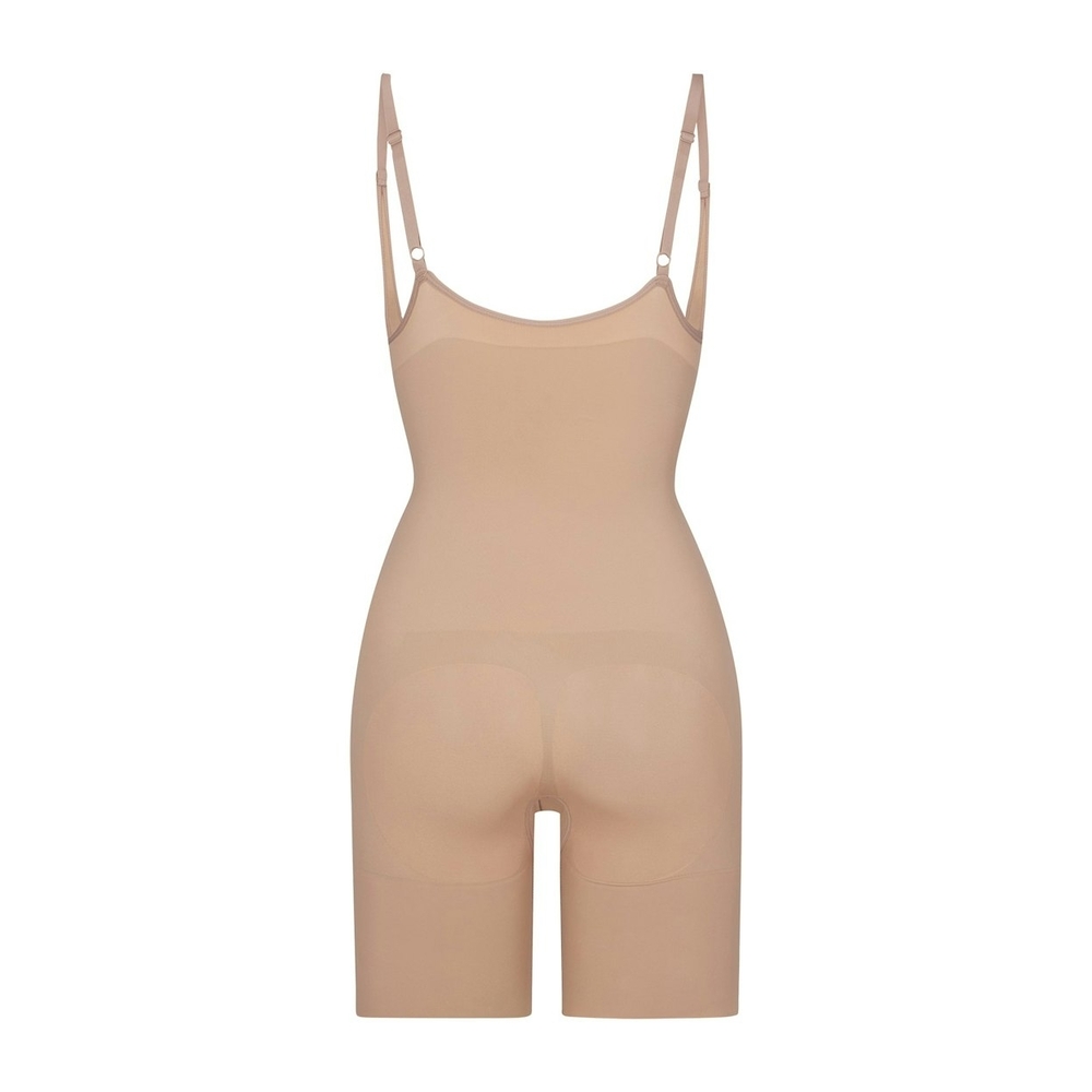 skims body butt lifting open bust bodysuit with butt padding